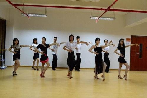 中侨成人舞蹈视频大全,舞动人生，尽享舞蹈魅力