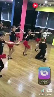 宁夏成人舞蹈班视频,舞动人生，绽放魅力